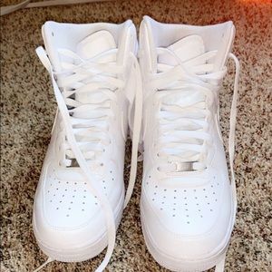 Men’s Nike Air Force 1s Size 10